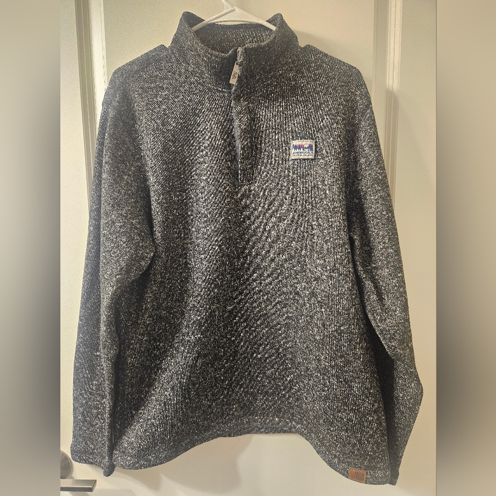 Leinenkugels quarter zip